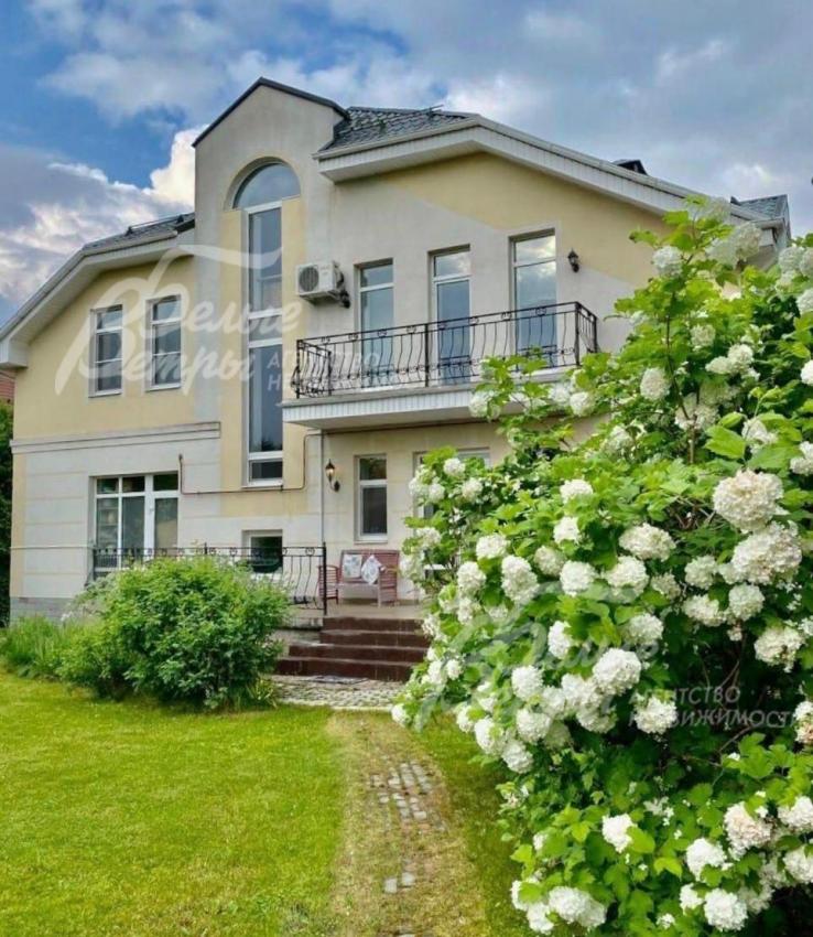 Меблированный дом в аренду 355 кв.м в КП Ново-Троицкое