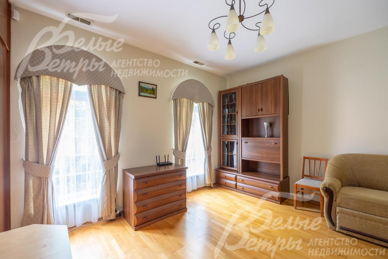 Спальня на 1-ом этаже