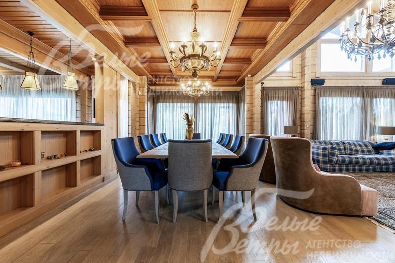 Основной Дом 530 кв.м меблирован на участке 66 соток в поселке Мартемьяново