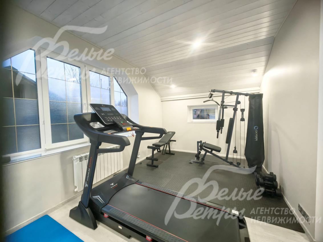 Оборудованный спортзал расположен на 2-ом этаже СПА-комплекса