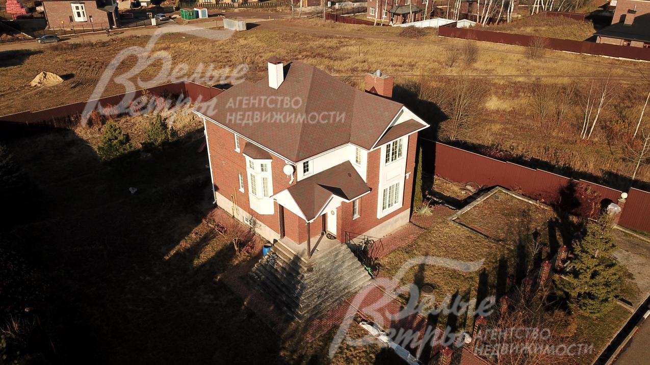 Дом под ключ площадью 220 кв.м в обжитом коттеджном поселке Ильичевка