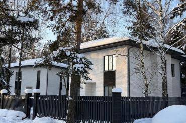 Дом, Изварино дер., 167&nbsp;кв.м