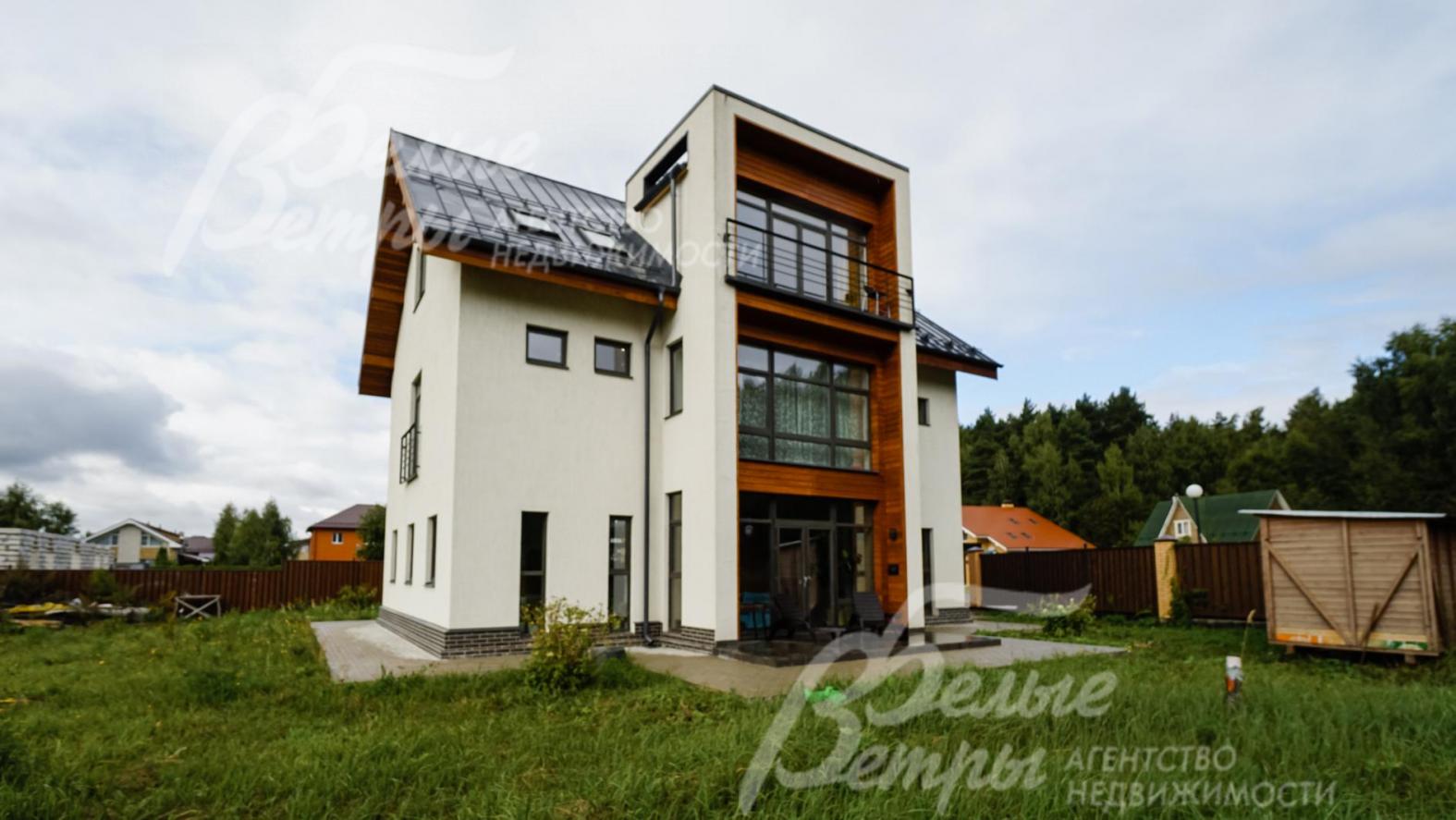 Дом под ключ площадью 311 кв.м в коттеджном поселке Стольный