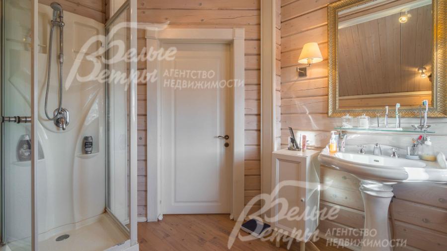 Санузел с душем 11 кв.м на втором этаже