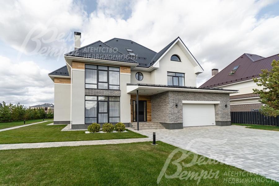 Современный дом под ключ площадью 522.7 кв.м в обжитом коттеджном поселке Чистые ключи