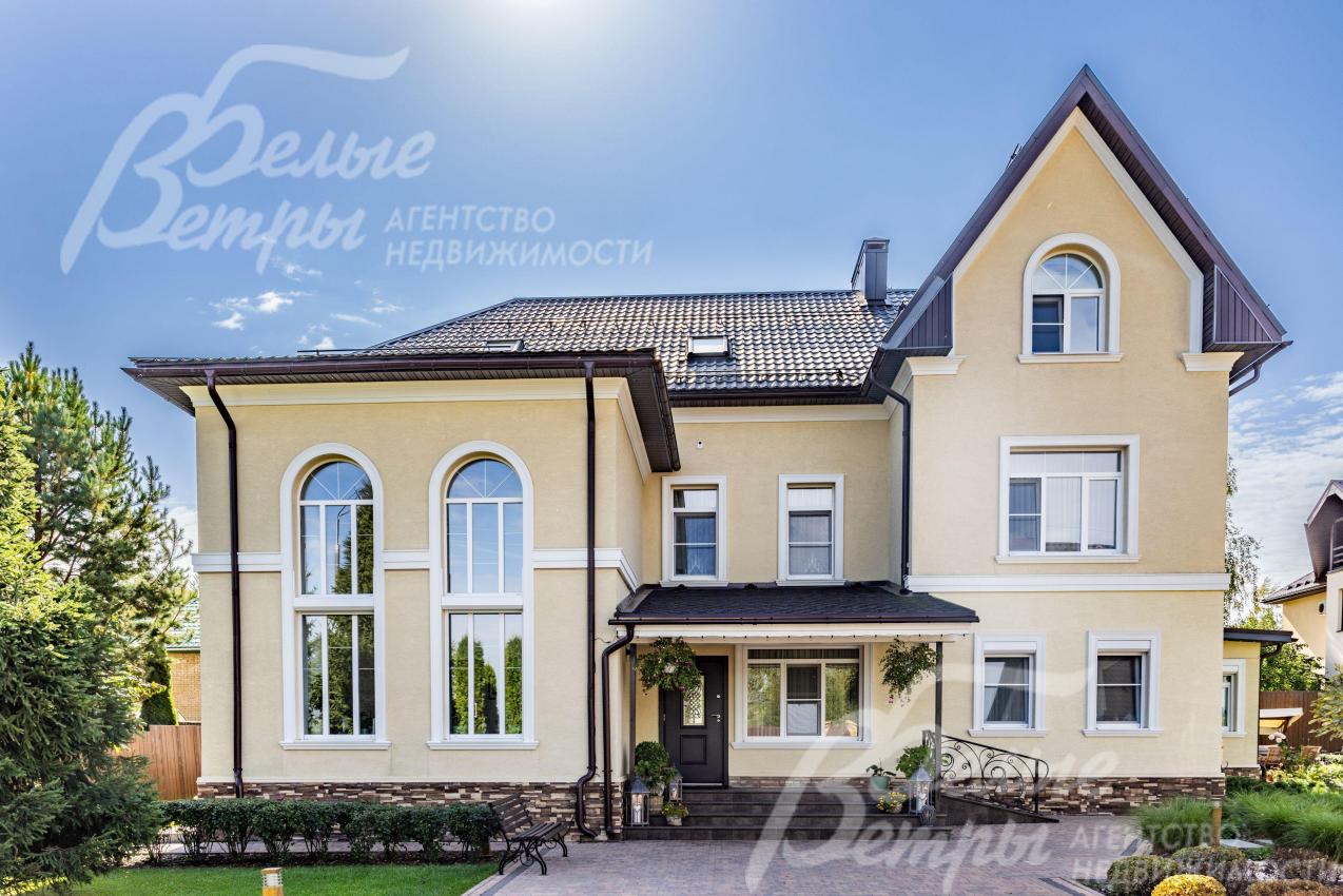 Дом 550 кв.м с мебелью на шикарном участке 21 сотка в кп Уварово 