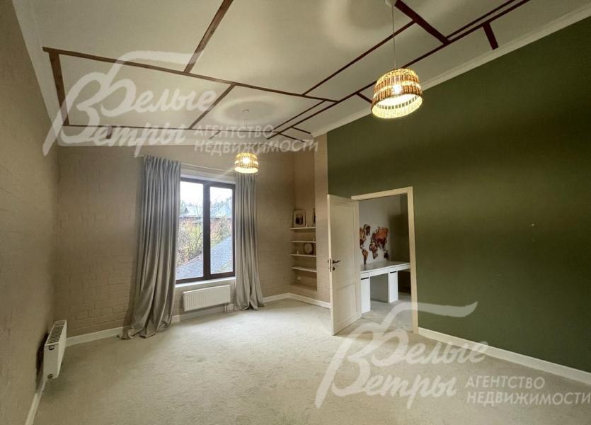 Просторная спальня