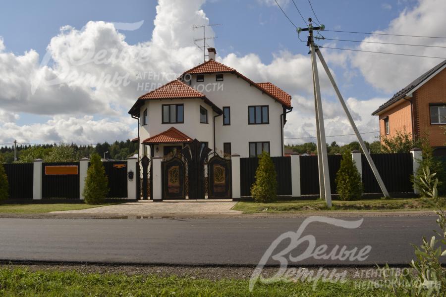 Готовый к проживанию дом 430 кв.м в поселке Птичное