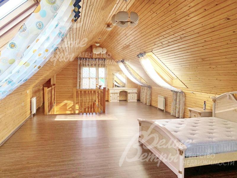 Спальня на мансардном этаже 110 кв.м