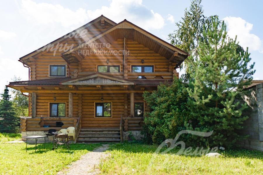 Деревянный дом с баней 200 кв.м в КП Бурцево