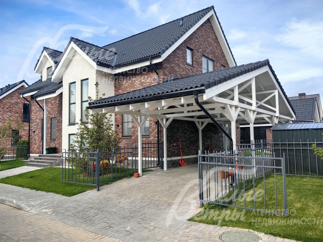 Дом 228.8 кв.м из керамоблоков с отделкой из клинкерного кирпича