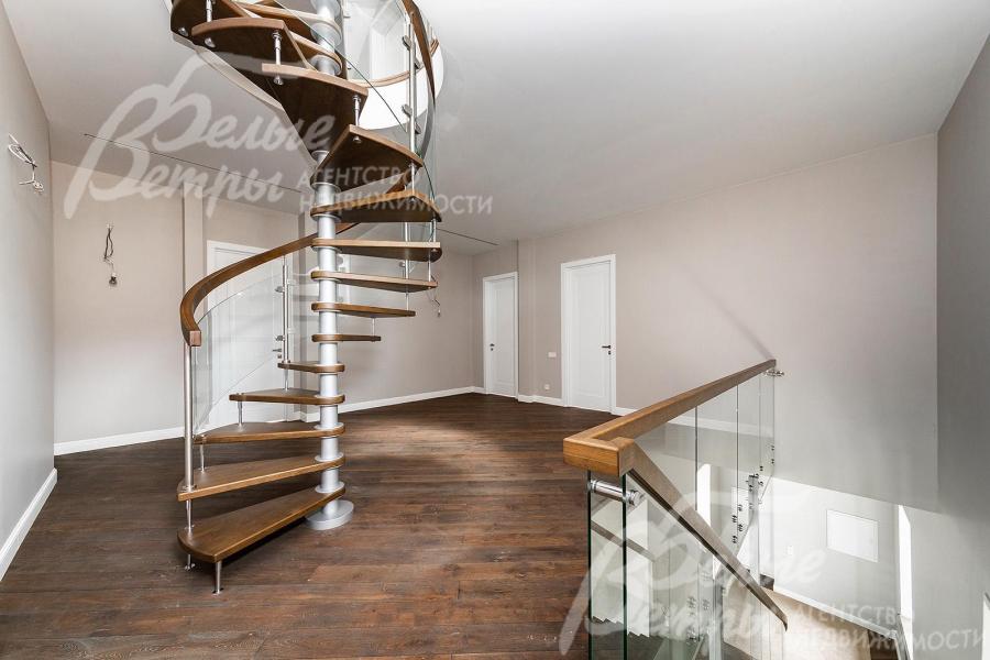 Холл 2 этажа