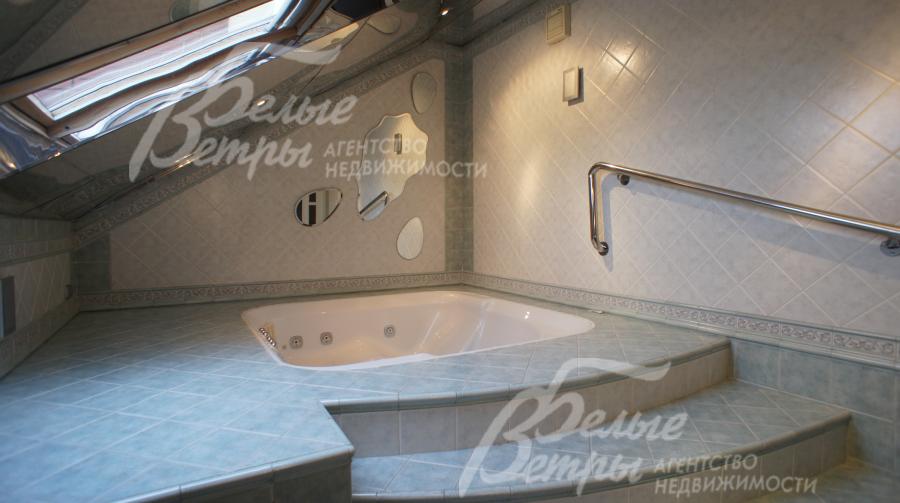 Комната с джакузи