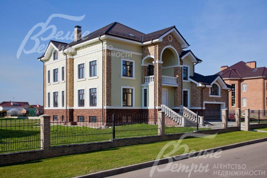 Дом с бассейном в КП Империал.