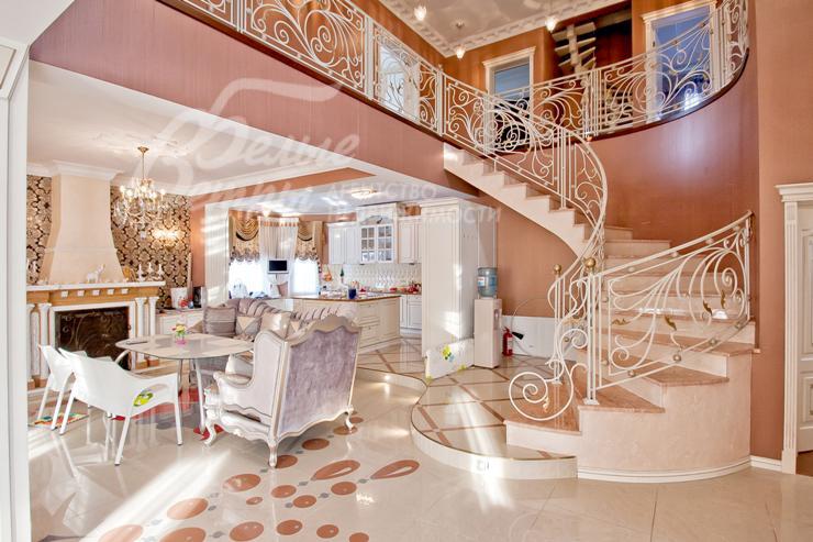 Дом в аренду, 448 м2