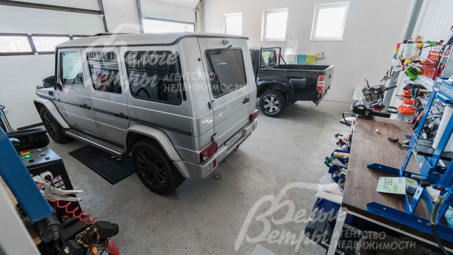 Гараж площадью 52,4 кв.м на 2 авто со стоком, ванной и наливным полом