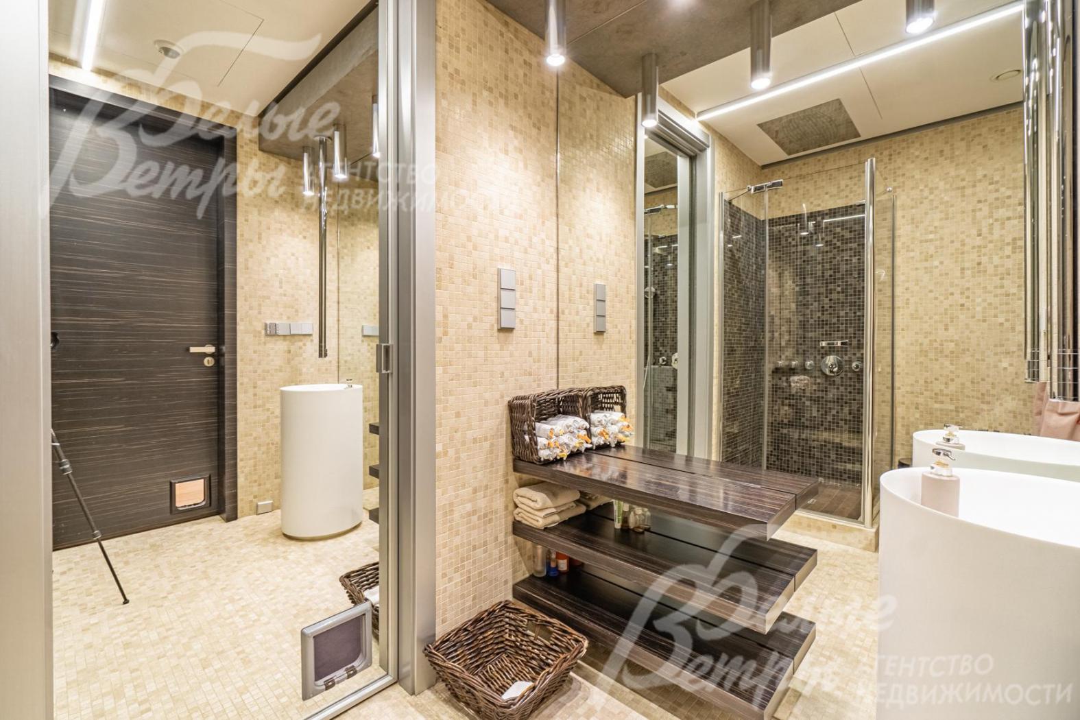 Санузел с подсобной для уборки 3.6 кв.м 