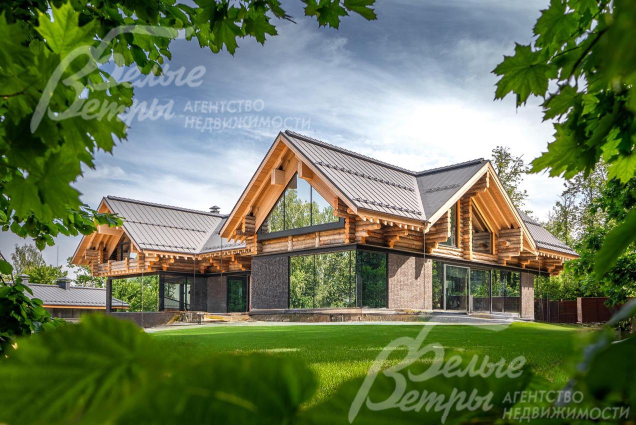 Усадьба из сосны Кело 1323 кв.м на прилесном участке 45 соток в поселке Променад