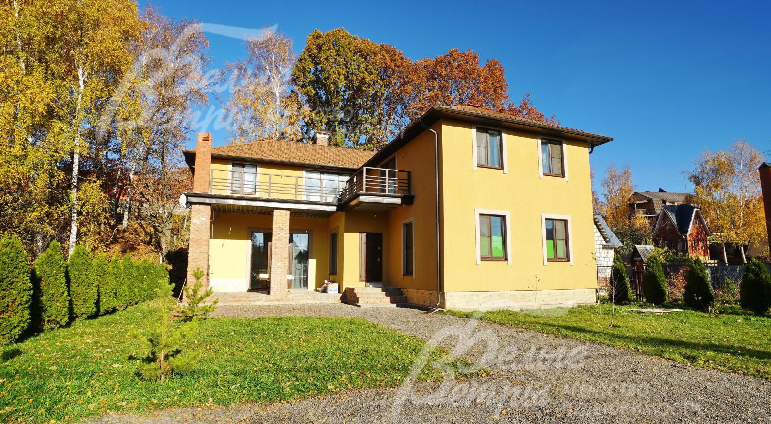 Коттедж 252 кв.м на участке 10 соток в Лаптево