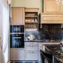 Кухонный гарнитур со встроенной техникой Miele