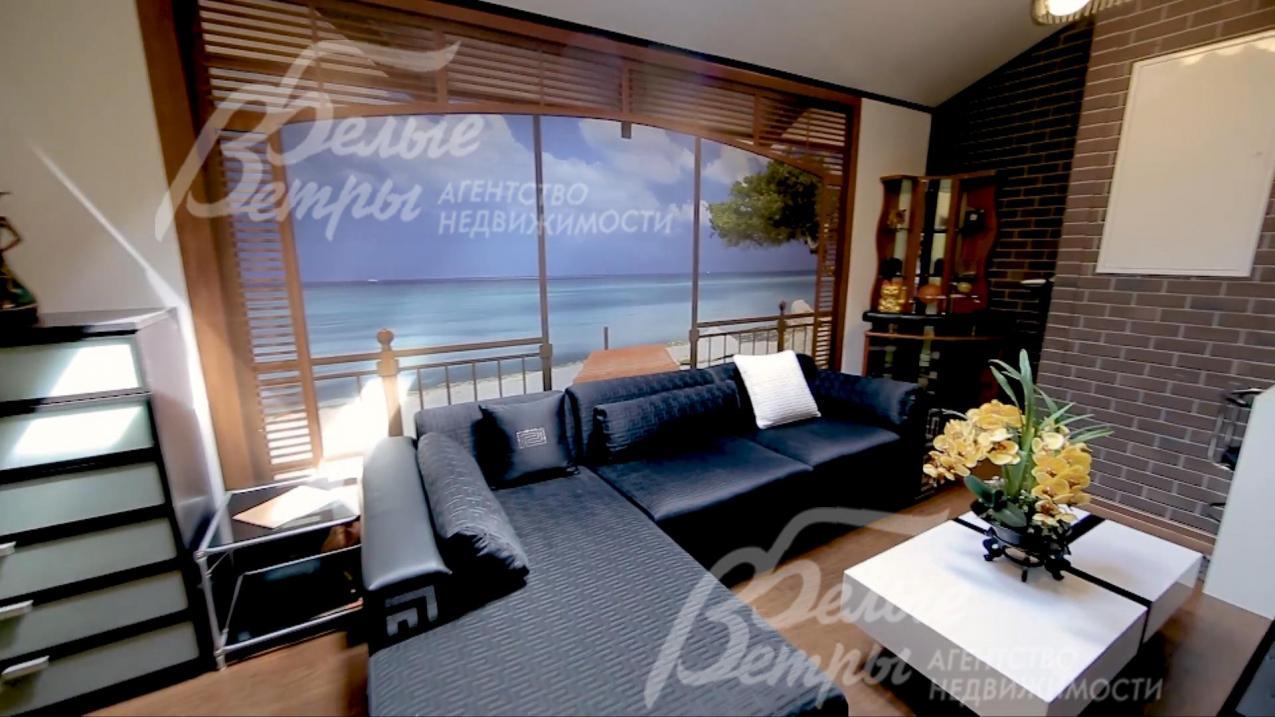 На 3-ем этаже отдельная квартира-студия