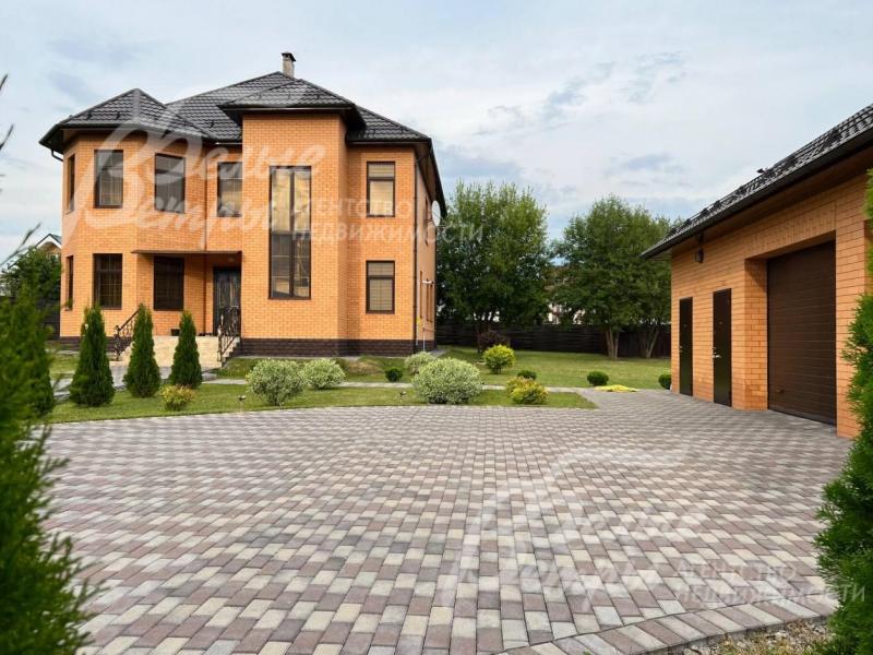 Меблированный дом 340 кв.м в аренду в к/п Никольские Озера 