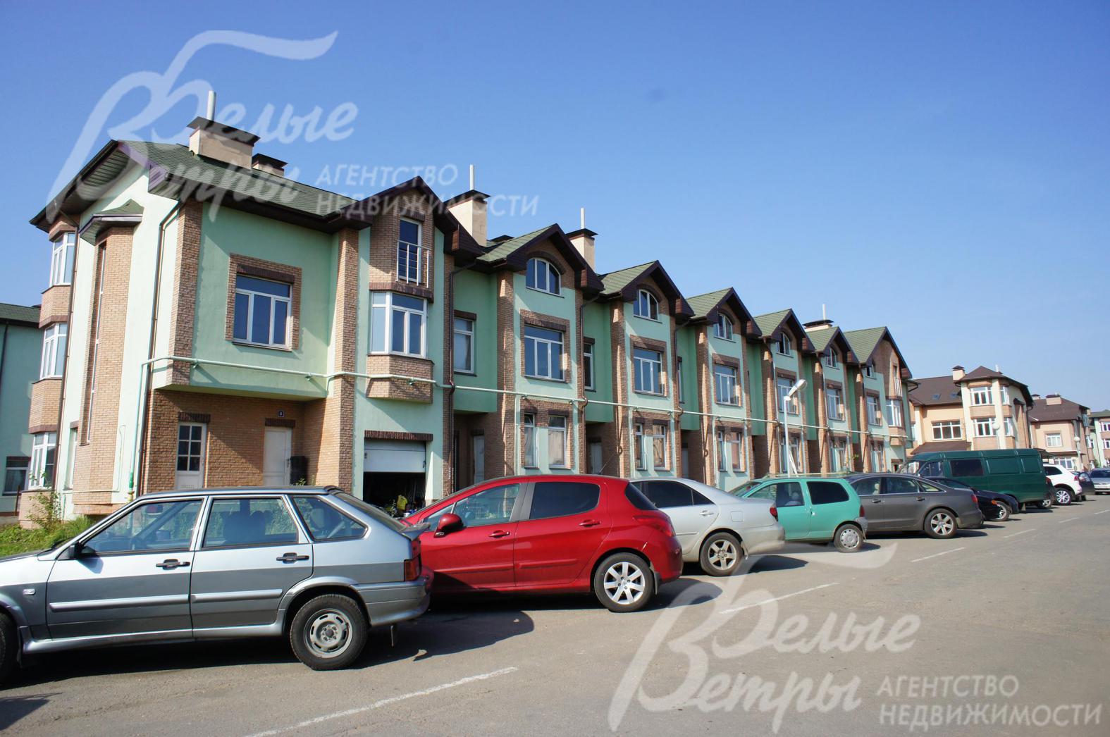 Таунхаус 292 кв.м под отделку в КП Дубровка