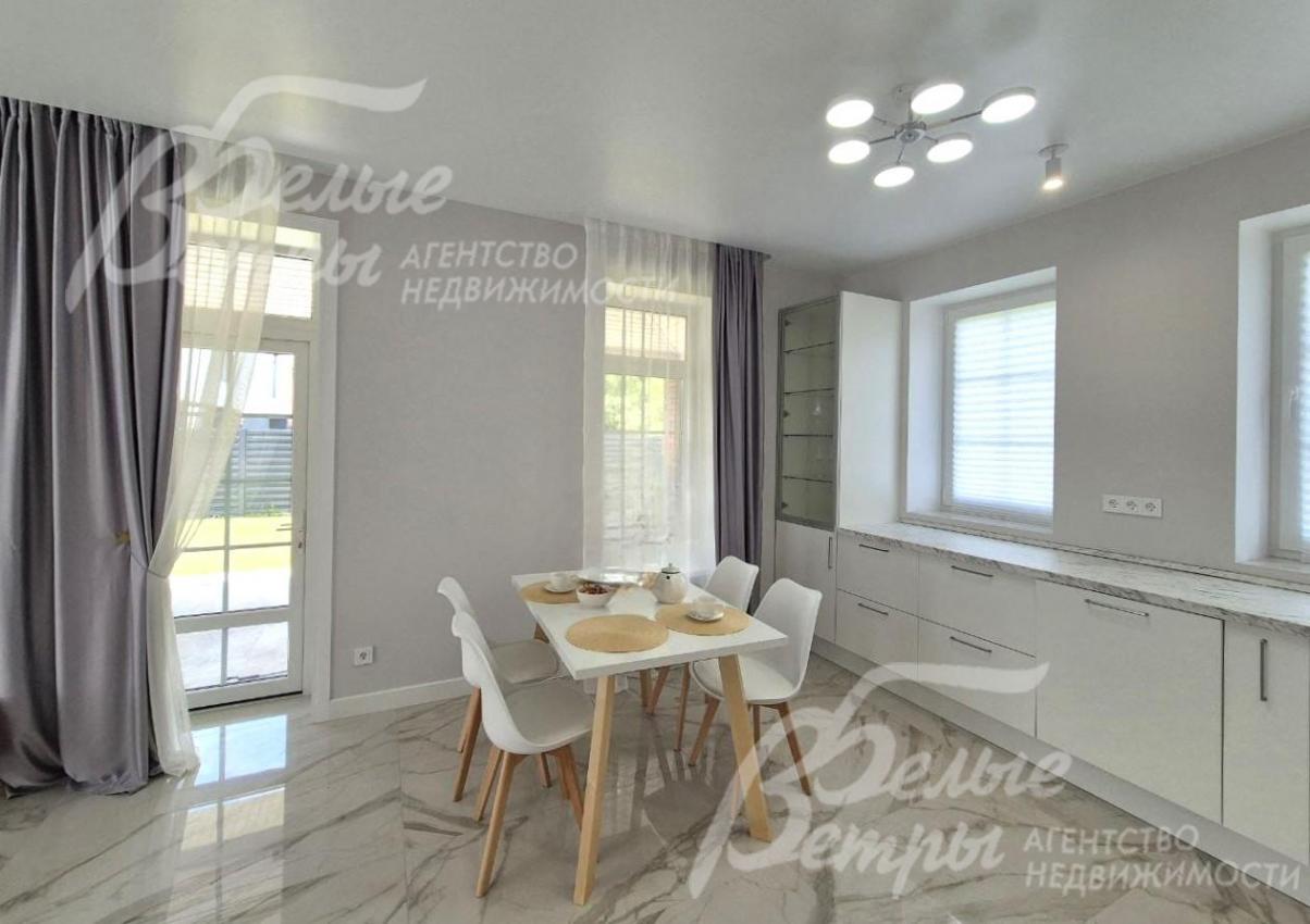 Дом в аренду со стильной отделкой и меблировкой в КП Синергия