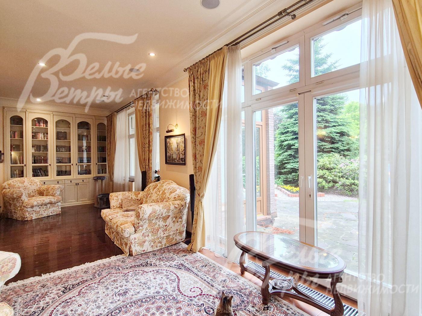 Меблированный таунхаус 320 кв.м в стиле Прованс в ЖК Дубровка.