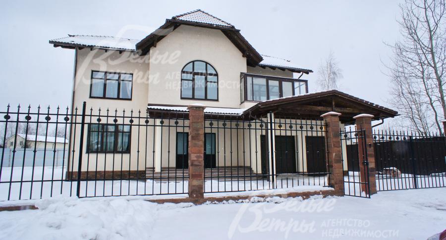 Готовый к проживанию дом 389 кв.м в КП "Две Поляны" (Птичное) 