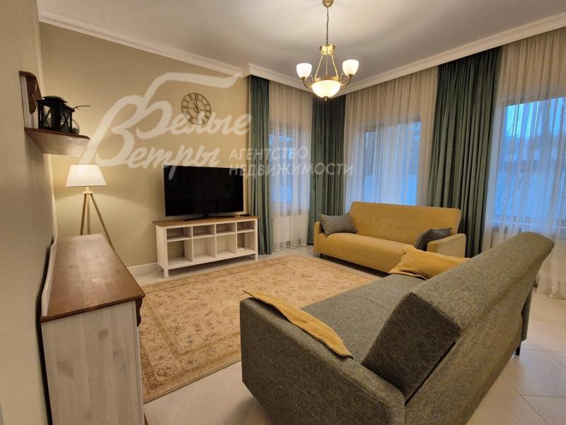 Дом в аренду, 330 м2