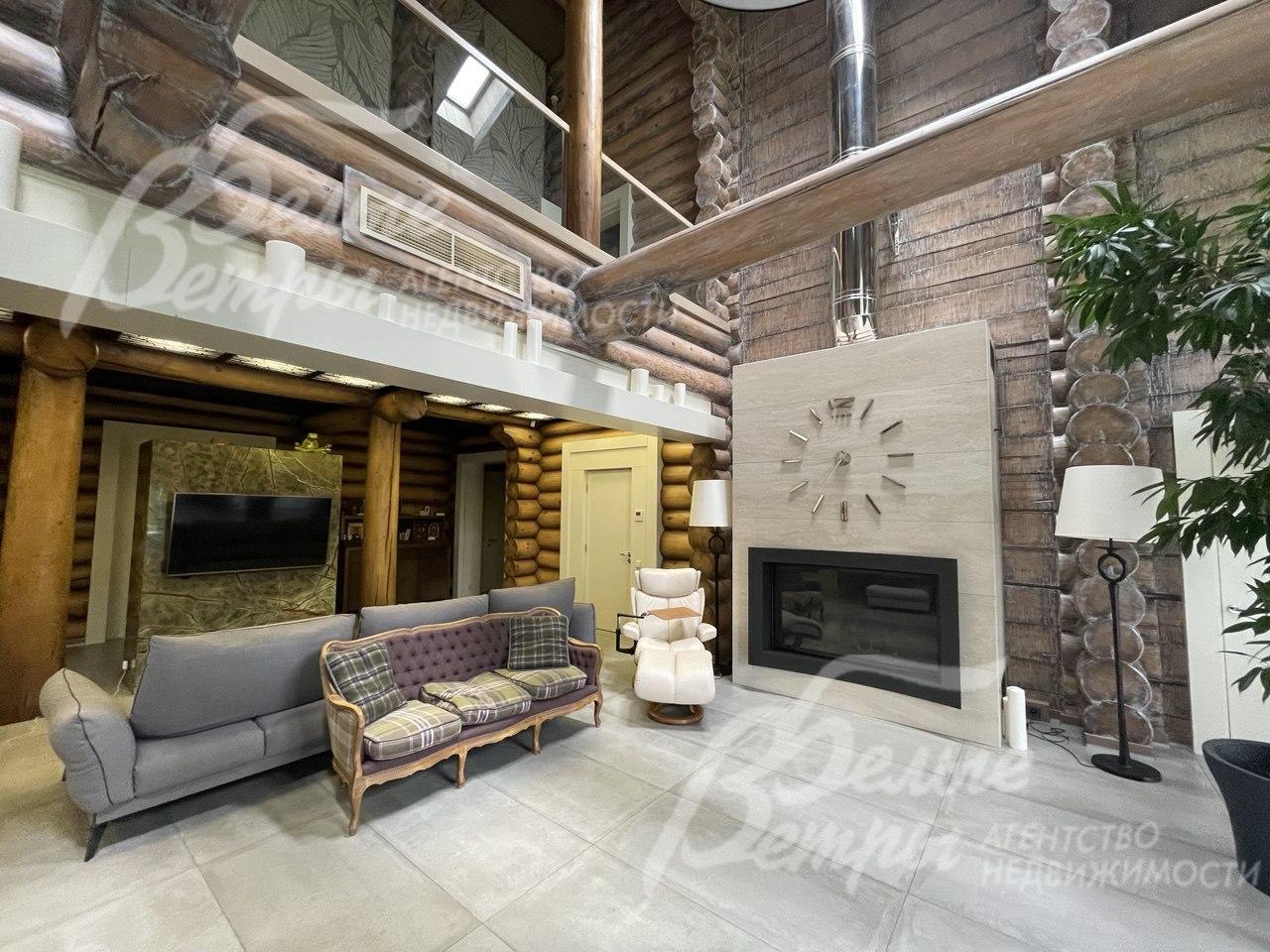 Меблированный бревенчатый дом 367 кв.м в КП Графские пруды