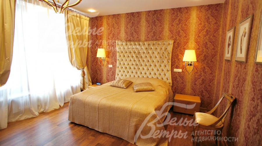 Главная спальня 21 кв.м с с/у и с гардеробной 4.2 кв.м