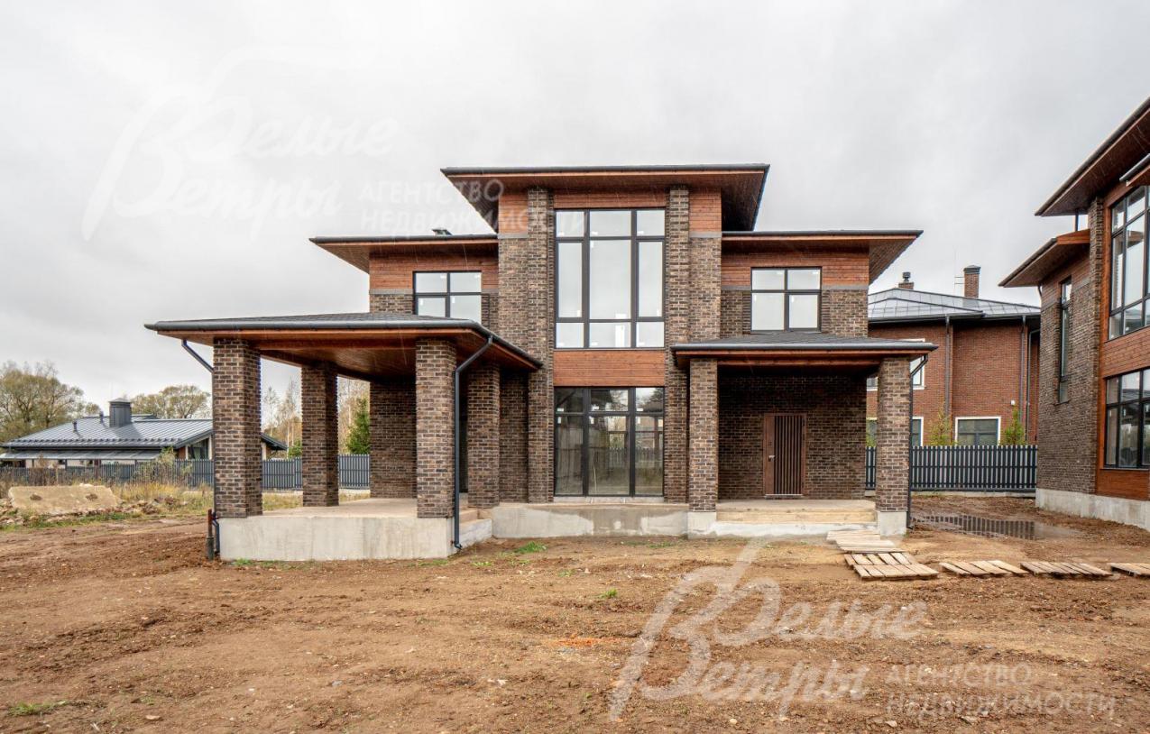 Дом 298 кв.м под отделку в к/п Староникольское