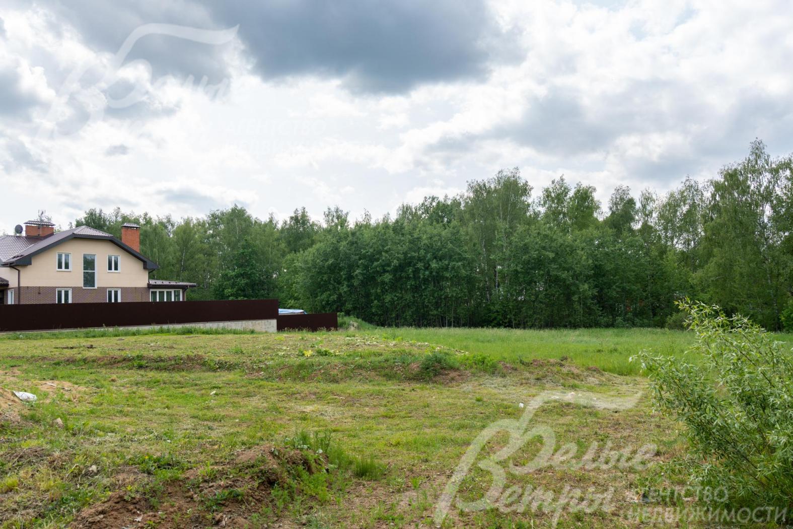 Участок площадью 21 сотка в охраняемом коттеджном поселке Европейская долина-2