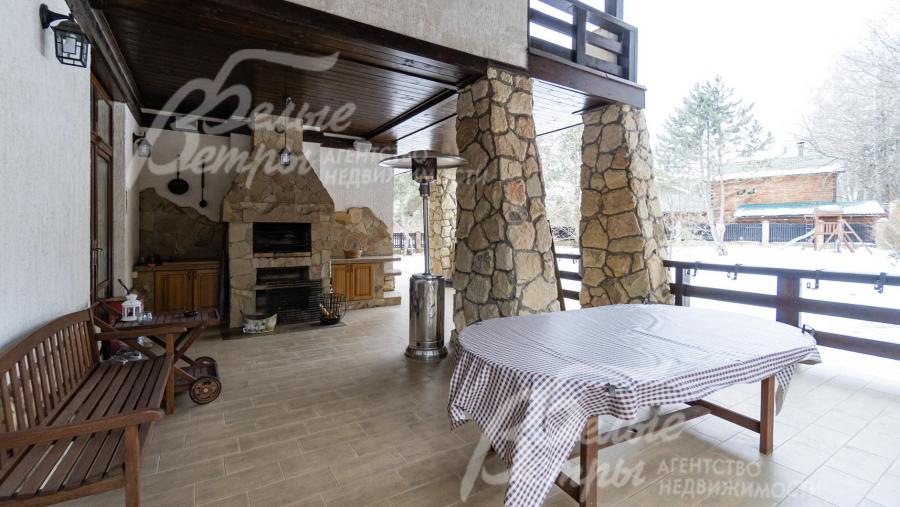 Терраса 73 кв.м с летней кухней