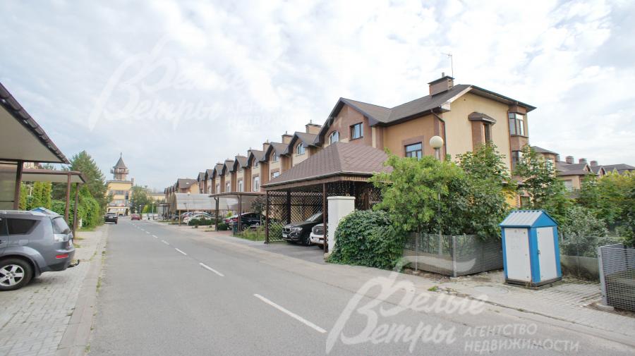 Центральная улица ЖК Дубровка