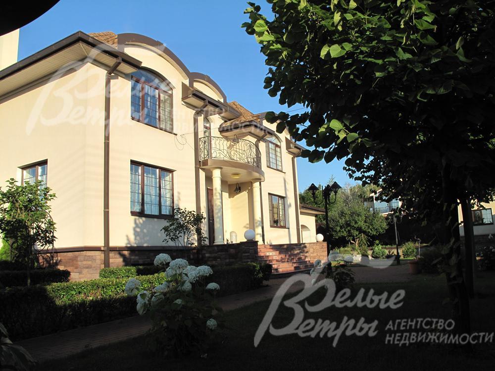 Дом 550 кв.м в КП Согласие-2 на участке 30 сот. с ландшафтным дизайном