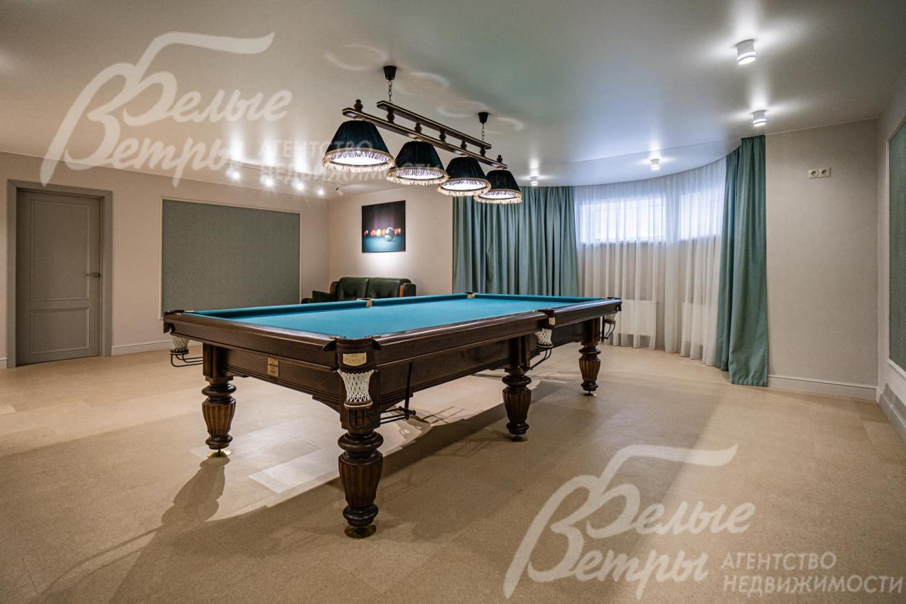 Бильярдная 51,5 кв.м, стол 10 футов.