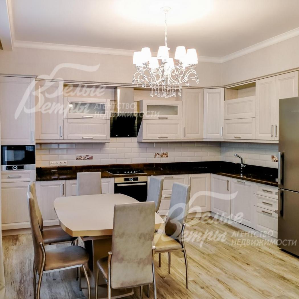 Новый дом с новой мебелью в аренду в к/п Уварово 