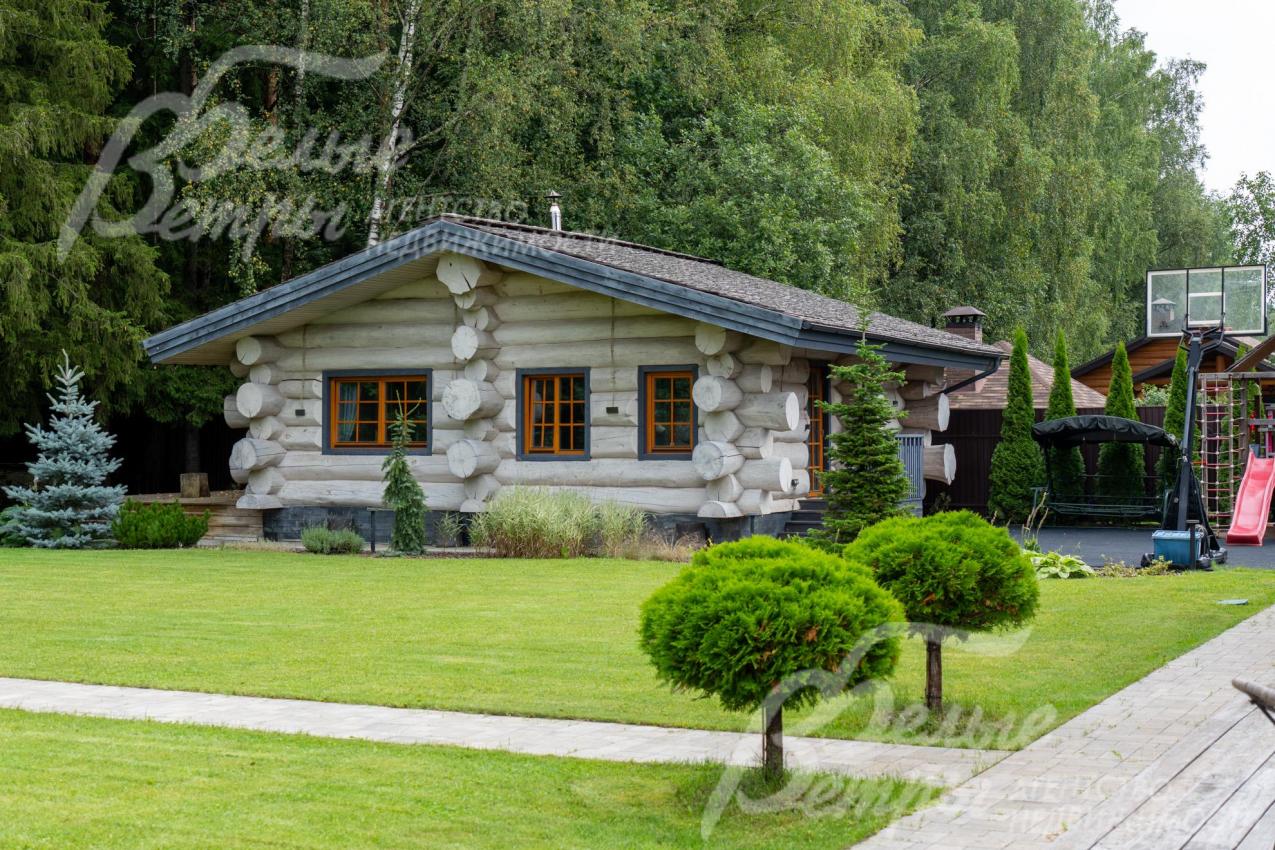 Баня из кедрового сруба