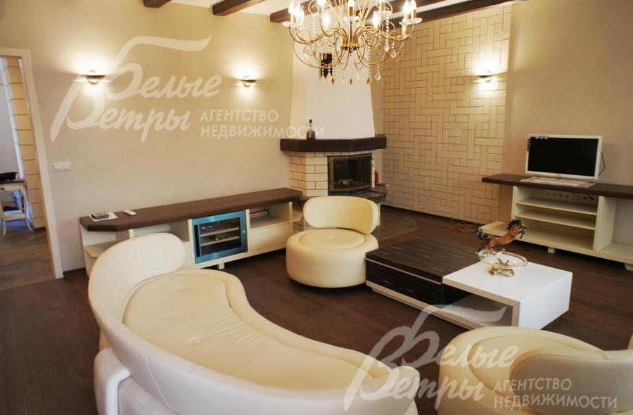 Уютный меблированный таунхаус 290 кв.м в КП Потапово