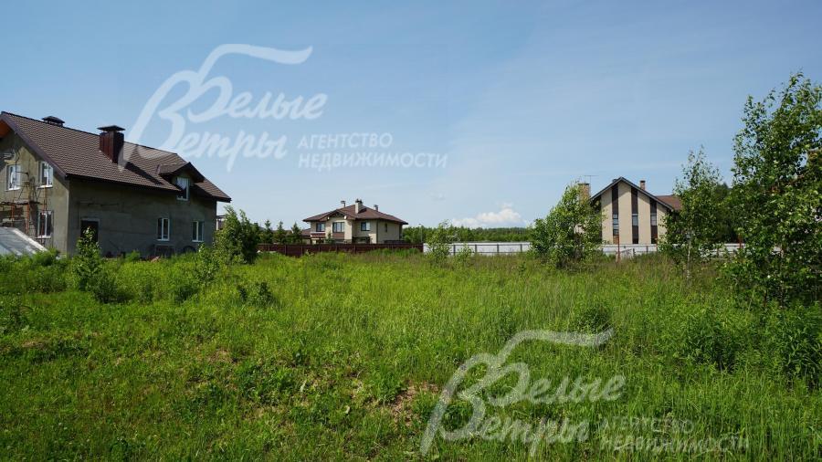 Участок 13 соток в поселке Певчее