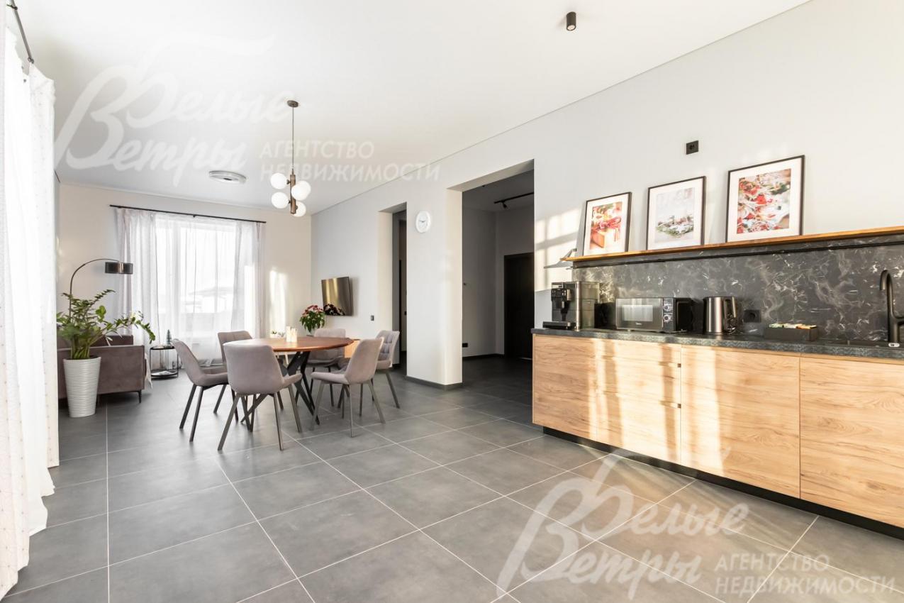 Одноэтажный дом с мебелью 130 кв.м на участке 6.2 сотки в поселке Акиньшино Зеленые Кварталы