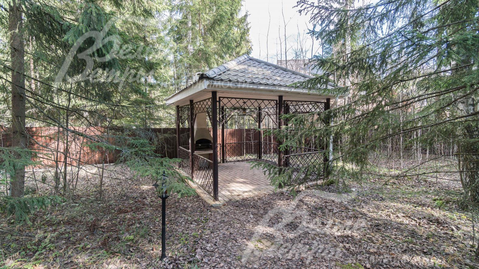 Крытая беседка с мангалом 15 кв.м