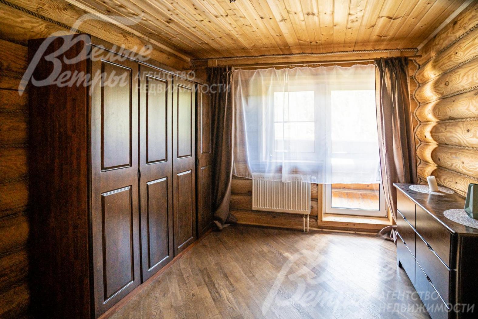 Одна из спален 2го этажа