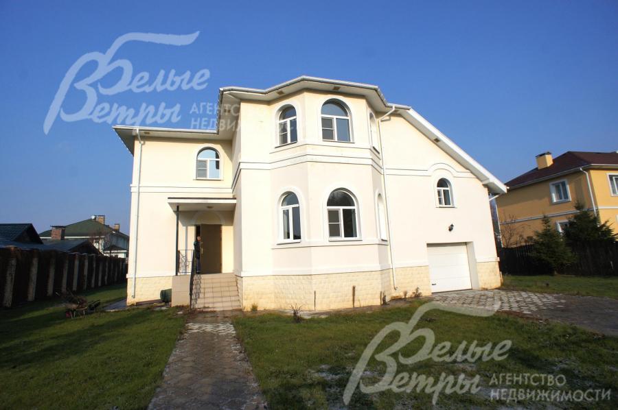 Дом 336.5 кв.м в поселке Робинзон на острове!