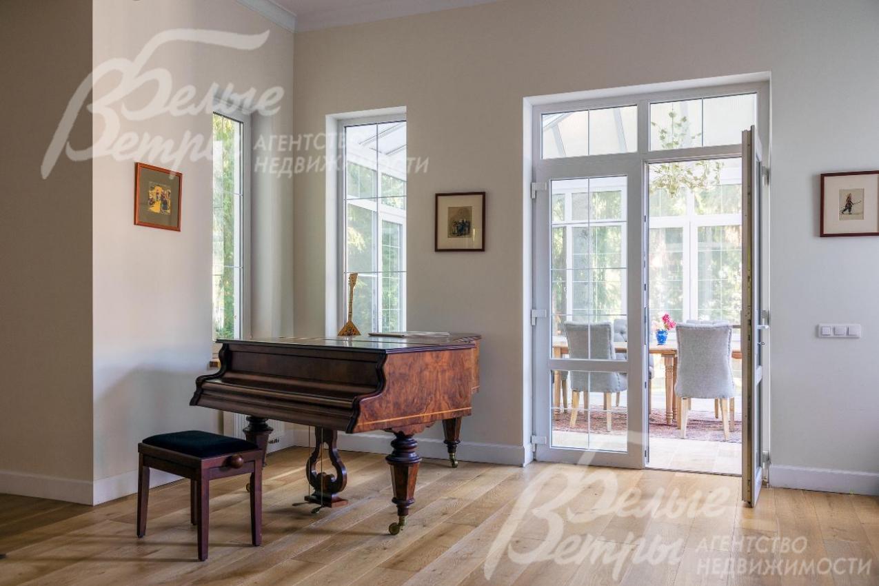 Выход на террасу